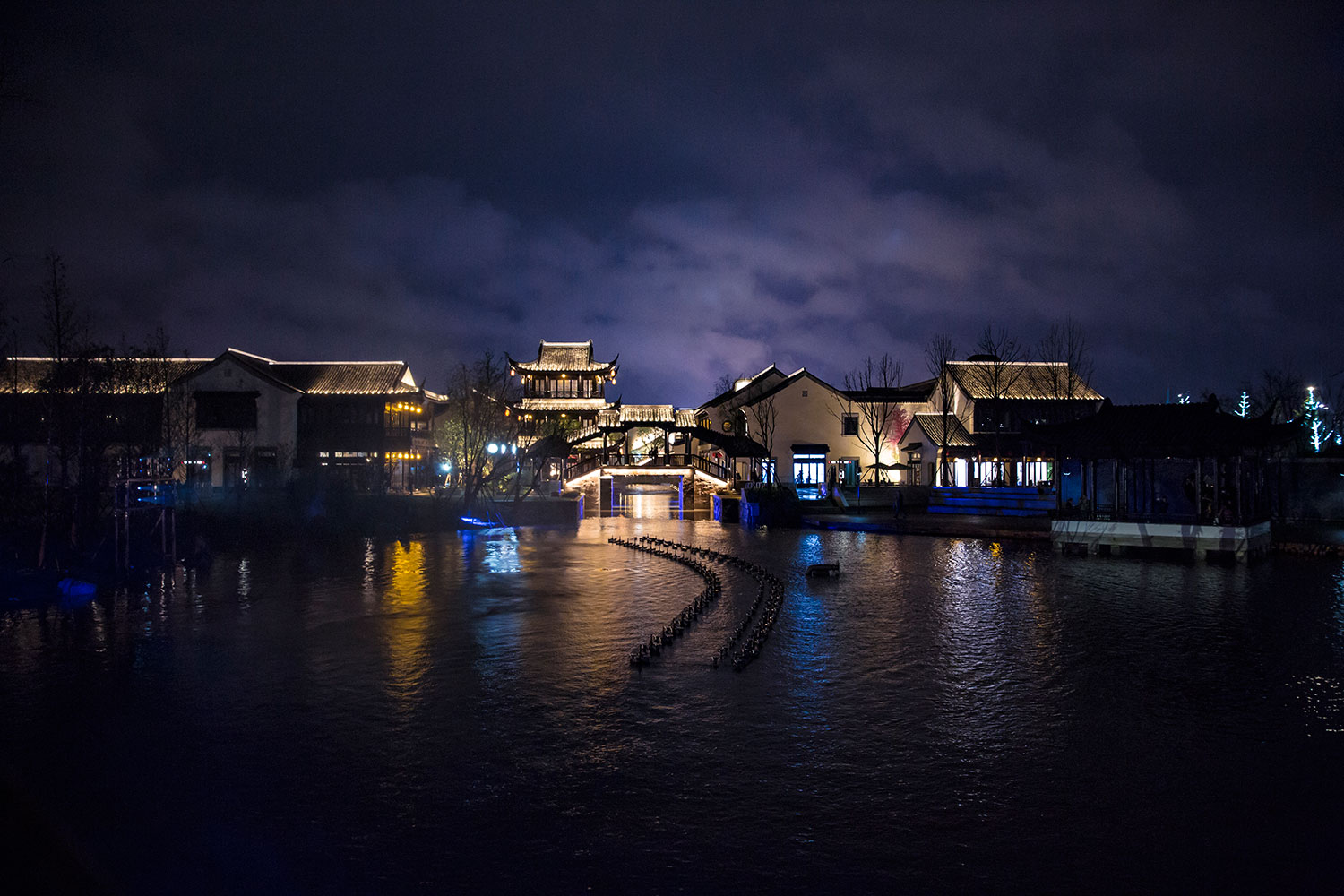 Vietnam新西塘水街亮化方案